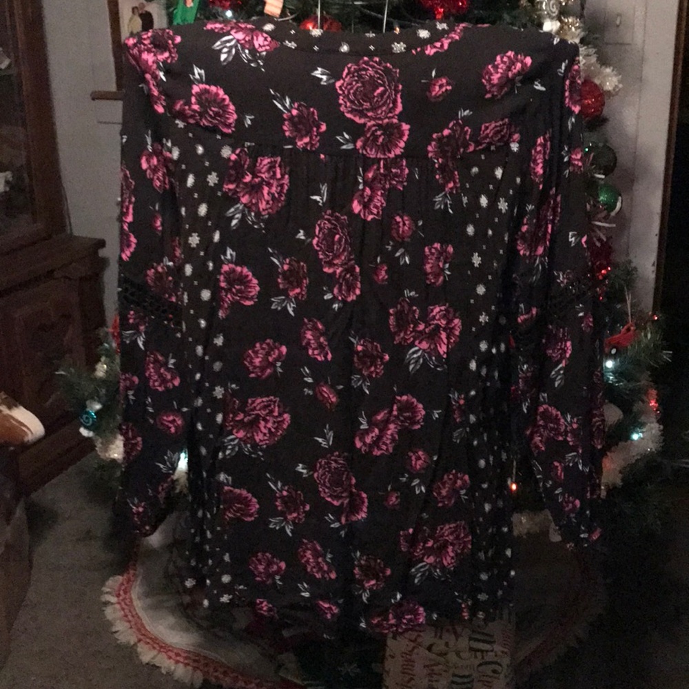 Torrid top - Picture 6 of 8